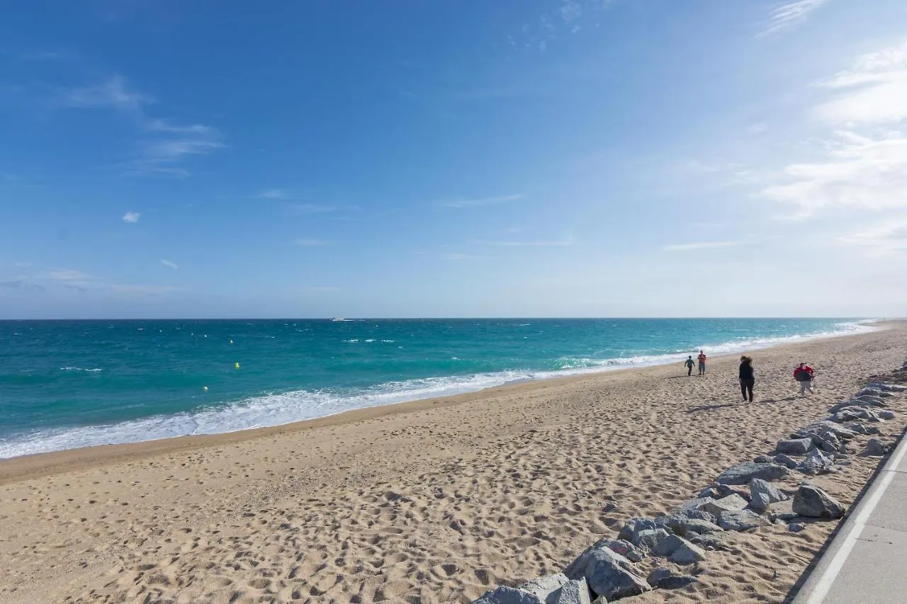 Apartment Homeholidaysrentals Plume - Costa Barcelona Pineda de Mar Spain