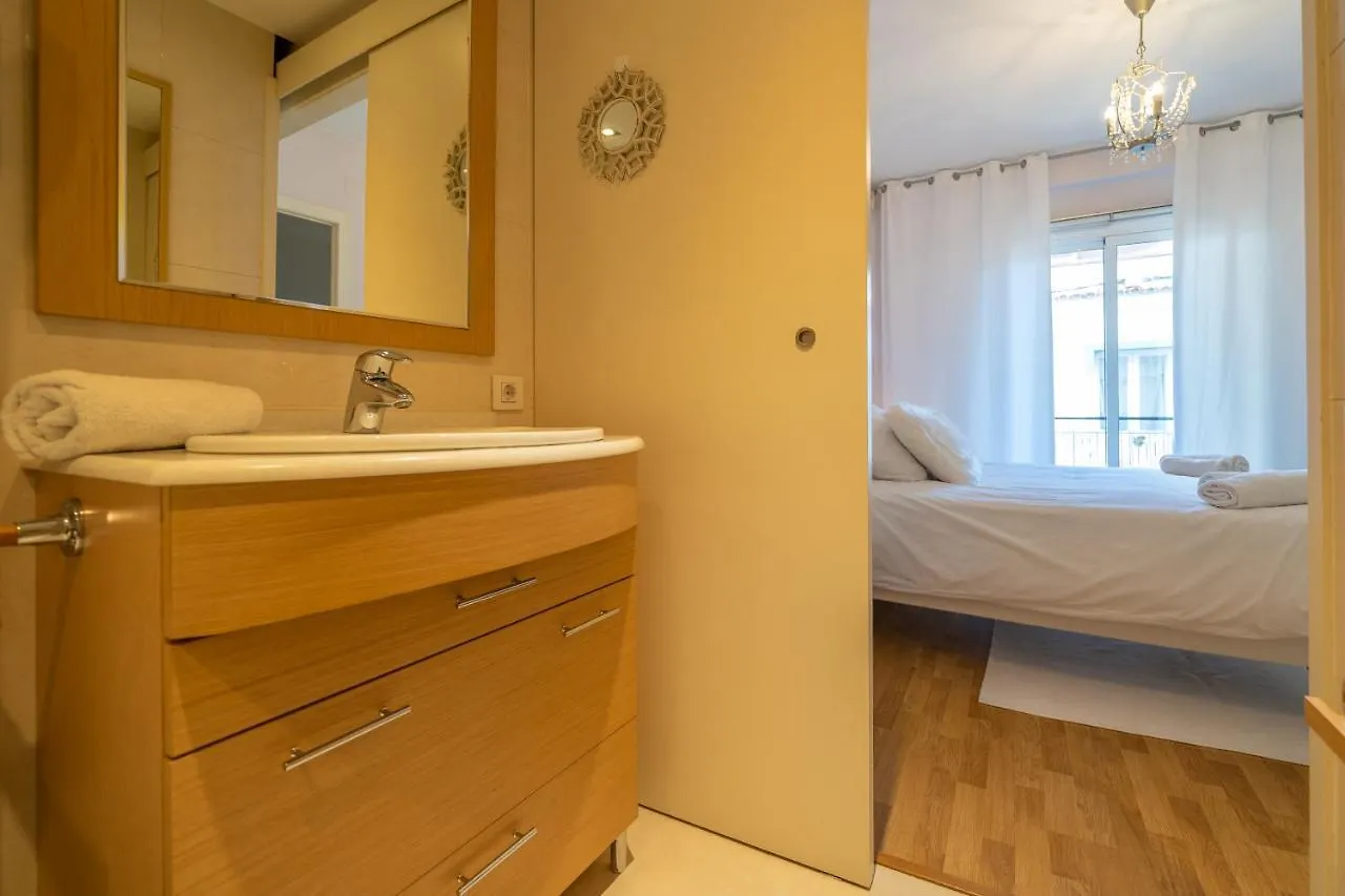 Homeholidaysrentals Plume - Costa Barcelona Pineda de Mar