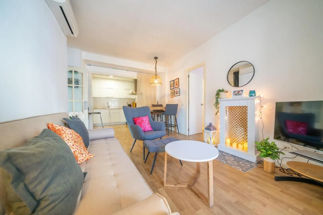 Apartment Homeholidaysrentals Plume - Costa Barcelona Pineda de Mar